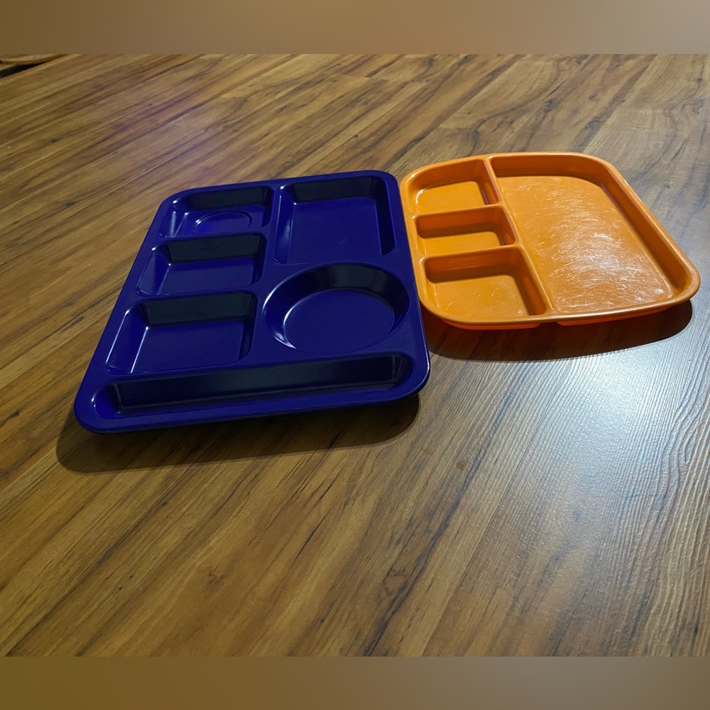 Food TV School Tray Bundle (2) Carlisle & PackerWare Brands